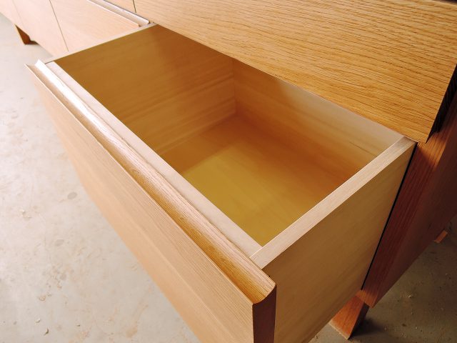 SK Living Chest