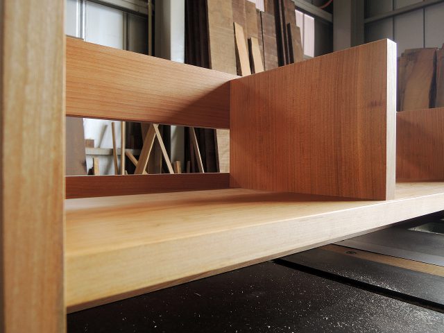 Sona Book Shelf