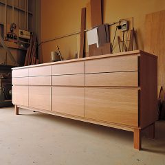 SK Living Chest